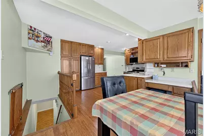 1817 W Clark Street, Saint Charles, MO 63301 - Photo 17
