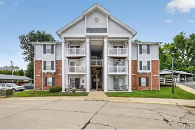 4317 Arrow Tree Drive #E, Unincorporated, MO 63128 - Photo 1