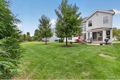 259 Cheval Square Drive, Chesterfield, MO 63005 - Photo 39