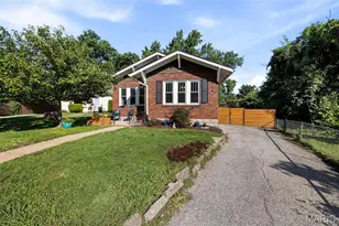 423 Heman Dr, Kirkwood, MO 63122 - Photo 33