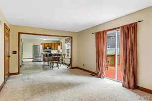 13 Tremaine Ct, Saint Charles, MO 63304 - Photo 19