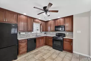 7834 Fleta St, Saint Louis, MO 63123 - Photo 11