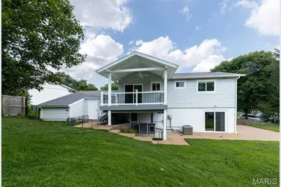 9 Lori Circle, Maryland Heights, MO 63043 - Photo 27