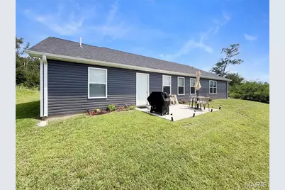 4055 Breckenridge Drive, Hannibal, MO 63401 - Photo 3