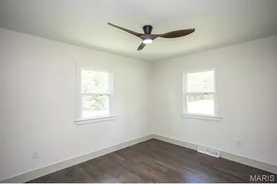 804 E Main Street, Richland, MO 65556 - Photo 23