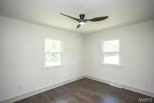 804 E Main St, Richland, MO 65556 - Photo 23
