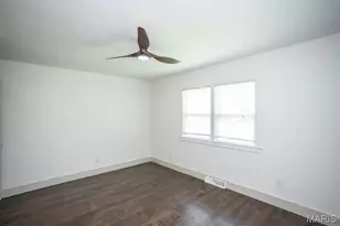 804 E Main St, Richland, MO 65556 - Photo 21