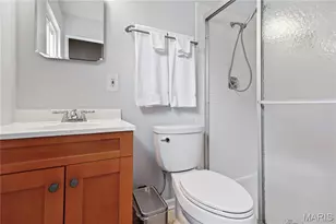 722 Watersedge Dr, Florissant, MO 63034 - Photo 15