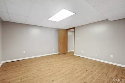 722 Watersedge Drive, Florissant, MO 63034 - Photo 25