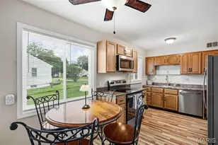 7660 General Sheridan Ln, Affton, MO 63123 - Photo 15
