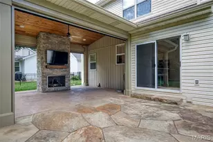 876 Kiefer Trails Dr, Ballwin, MO 63021 - Photo 25