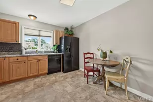 384-386 Shadow Pines Dr, Wentzville, MO 63385 - Photo 17