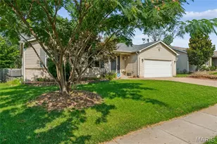 871 Molloy Dr, O'Fallon, MO 63366 - Photo 3