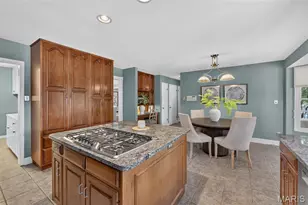 14761 Chesterfield Trails Dr, Chesterfield, MO 63017 - Photo 17
