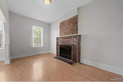 4717 S Compton Avenue, Saint Louis, MO 63111 - Photo 9