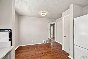 41 Henquin Dr, Saint Louis, MO 63135 - Photo 13