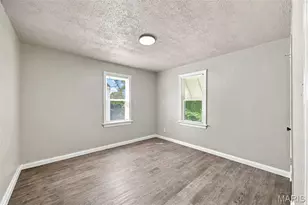 41 Henquin Dr, Saint Louis, MO 63135 - Photo 17