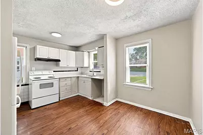 41 Henquin Drive, Saint Louis, MO 63135 - Photo 9