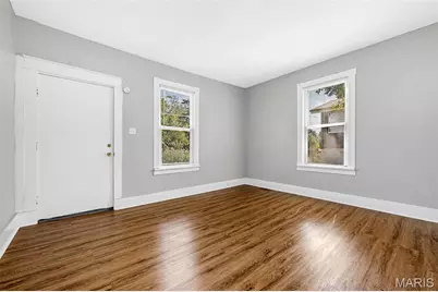 2345 Gaebler Avenue, Overland, MO 63114 - Photo 5