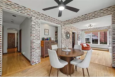 561 Bedford Avenue, University City, MO 63130 - Photo 15