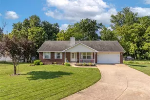 39 Scarlet Oak Ct, Troy, MO 63379 - Photo 1