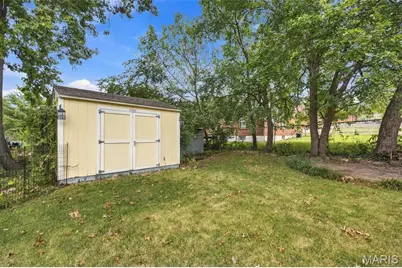 8510 S Laclede Station, Saint Louis, MO 63123 - Photo 35