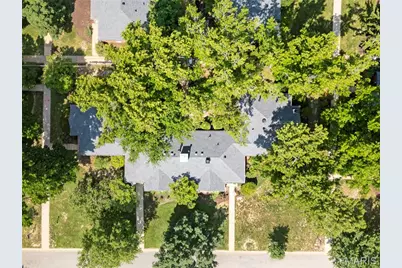 725 Berick Drive, University City, MO 63132 - Photo 29
