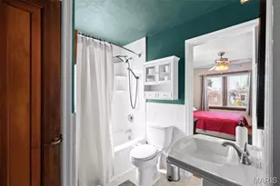 5648 Tholozan Ave, Saint Louis, MO 63109 - Photo 15