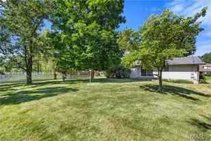 7 Greymore Dr, Chesterfield, MO 63017 - Photo 23