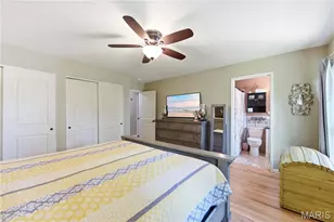 356 Elmcrest Dr, Ballwin, MO 63011 - Photo 13