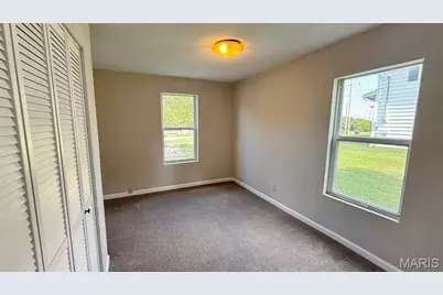 557 Vreeland Road, Hillsboro, MO 63050 - Photo 11