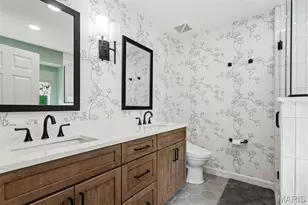 902 Oakmoor Dr, Fenton, MO 63026 - Photo 7