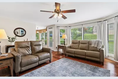 902 Oakmoor Drive, Fenton, MO 63026 - Photo 15