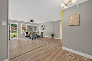 2248 Kerwin Dr, Saint Louis, MO 63136 - Photo 13