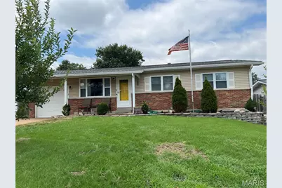 10933 Arctic Drive, Saint Louis, MO 63123 - Photo 1