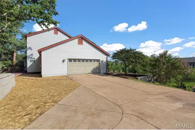 5839 Brookstone Terrace Drive, Saint Louis, MO 63129 - Photo 43