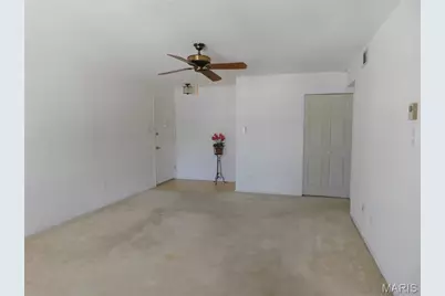 1673 Herault Place #F, Saint Louis, MO 63125 - Photo 5