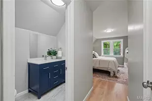 6933 Melrose Ave, University City, MO 63130 - Photo 15