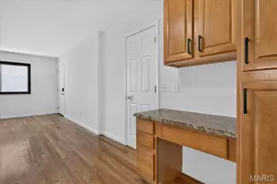 7915 Camelot Ln, Saint Louis, MO 63123 - Photo 13