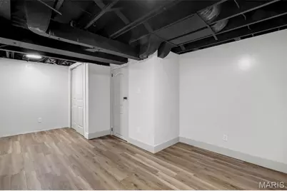 7425 Melrose Avenue, Saint Louis, MO 63130 - Photo 35
