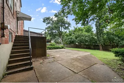 8105 Delmar Boulevard, University City, MO 63130 - Photo 17