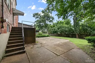 8105 Delmar Blvd, University City, MO 63130 - Photo 17