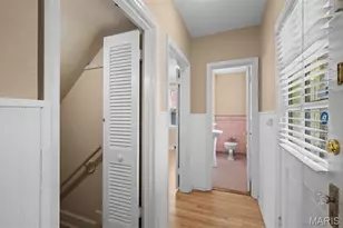 8105 Delmar Blvd, University City, MO 63130 - Photo 15