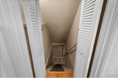 8105 Delmar Boulevard, University City, MO 63130 - Photo 29