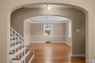 8105 Delmar Blvd, University City, MO 63130 - Photo 9