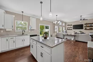 103 Pomodora Cir, Wentzville, MO 63385 - Photo 15