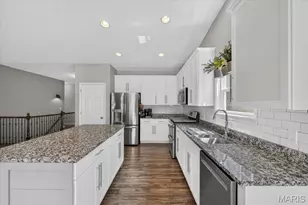 520 Wilmer Hollow Ln, Wentzville, MO 63385 - Photo 9