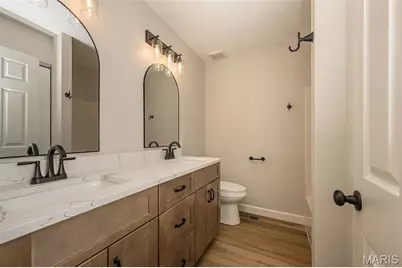 2666 Liberty Gardens Drive, Florissant, MO 63031 - Photo 15
