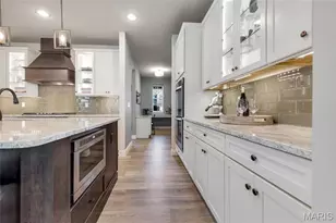 961 Chapelwood Ct, Kirkwood, MO 63122 - Photo 31