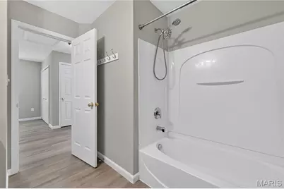 546 Springhurst Parkway, O'Fallon, MO 63368 - Photo 27